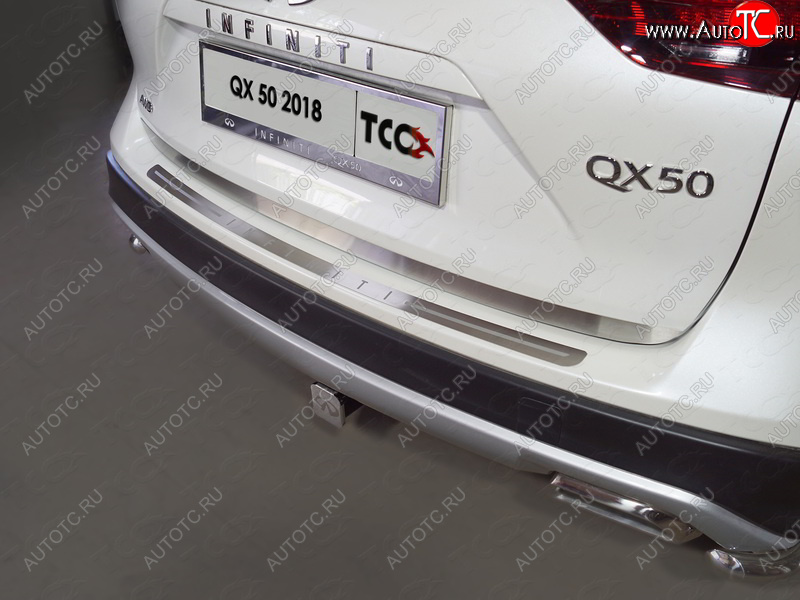 2 079 р. Накладка на заднюю дверь, ТСС Тюнинг  INFINITI Qx50  J55 (2017-2022) (Лист шлифованный)  с доставкой в г. Санкт‑Петербург