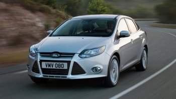 12 299 р. Капот GAMMA  Ford Focus  3 (2010-2015) (Неокрашенный)  с доставкой в г. Санкт‑Петербург. Увеличить фотографию 1