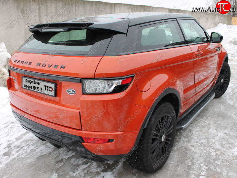 21 349 р. Пороги алюминиевые с пластиковой накладкой, ТСС Тюнинг  Land Rover Range Rover Evoque  1 L538 (2015-2018) рестайлинг 3 дв. (карбон серебро )  с доставкой в г. Санкт‑Петербург