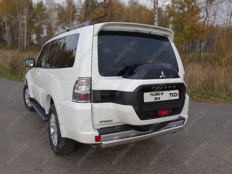 19 299 р. Защита заднего бампера (центральная) d 75*42 мм ТСС Тюнинг  Mitsubishi Pajero  4 V90 (2014-2020) 2-ой рестайлинг (нержавейка)  с доставкой в г. Санкт‑Петербург