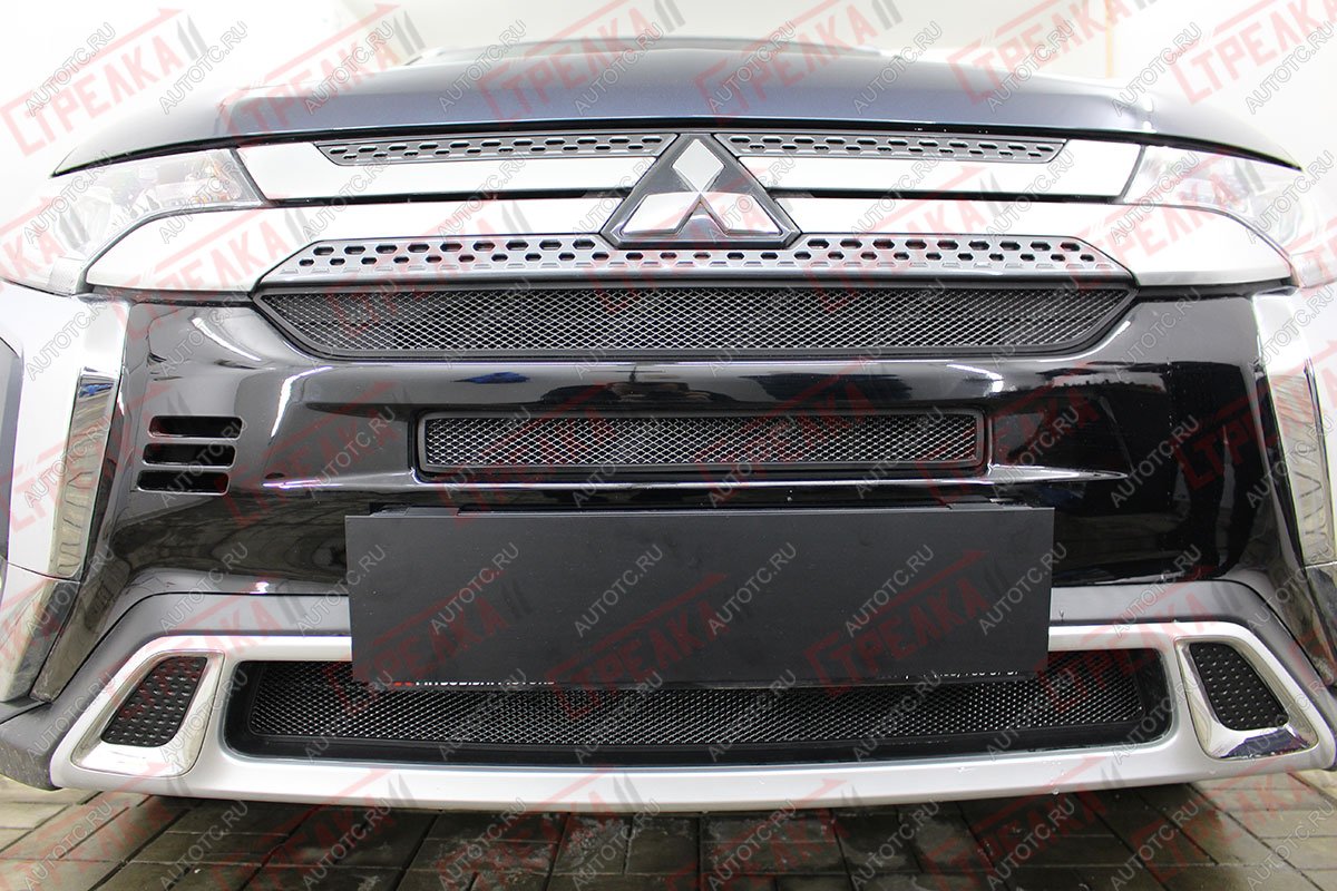 6 999 р. Защита радиатора (3 части с парктроником) Стрелка11 Стандарт Mitsubishi Outlander GF 3-ий рестайлинг (2018-2022) (черная)  с доставкой в г. Санкт‑Петербург