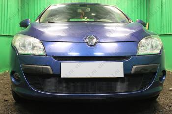 2 099 р. Защита радиатора (верх) Стандарт  Renault Megane  седан (2008-2012)  дорестайлинг (черная)  с доставкой в г. Санкт‑Петербург. Увеличить фотографию 2