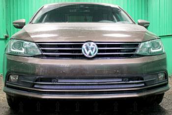 4 299 р. Защита радиатора (3 части с парктроником) Стрелка11 Стандарт  Volkswagen Jetta  A6 (2015-2018) седан рестайлинг (хром)  с доставкой в г. Санкт‑Петербург. Увеличить фотографию 1