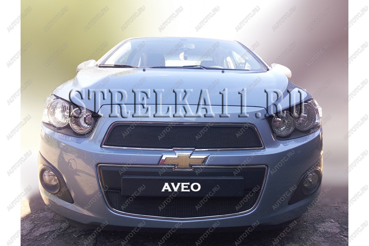 969 р. Зимняя заглушка решетки радиатора (верх) Стрелка11  Chevrolet Aveo  T300 (2011-2015) седан, хэтчбек (черная)  с доставкой в г. Санкт‑Петербург