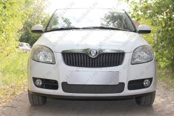 599 р. Зимняя заглушка решетки радиатора (низ) Стрелка11  Skoda Fabia  Mk2 (2007-2010) универсал дорестайлинг, хэтчбэк дорестайлинг (черная)  с доставкой в г. Санкт‑Петербург. Увеличить фотографию 1