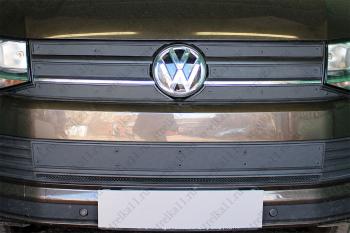 1 459 р. Зимняя заглушка решетки радиатора (верх 4 части) (TrendLine) Стрелка11 Volkswagen Caravelle T6 дорестайлинг (2015-2019) (черная)  с доставкой в г. Санкт‑Петербург. Увеличить фотографию 1