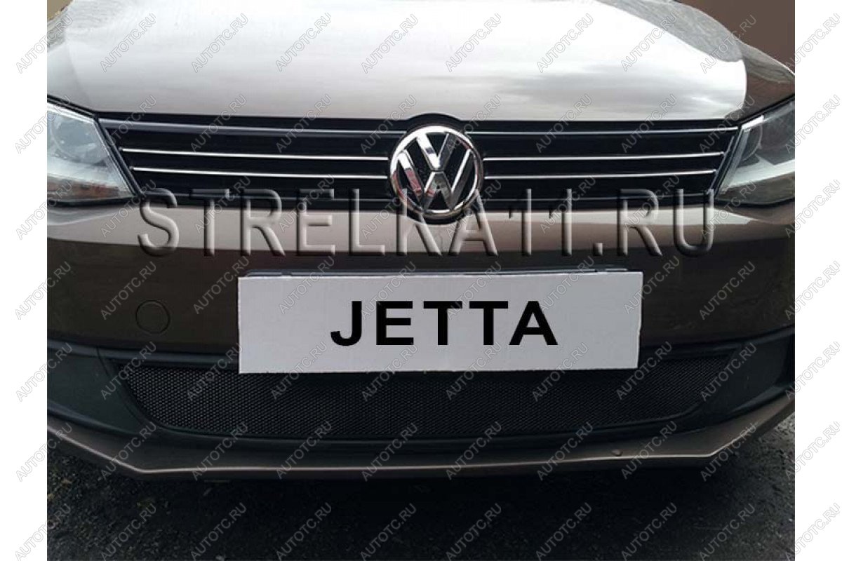 4 649 р. Защита радиатора Стрелка11 PREMIUM  Volkswagen Jetta  A6 (2011-2015) седан дорестайлинг (черная)  с доставкой в г. Санкт‑Петербург