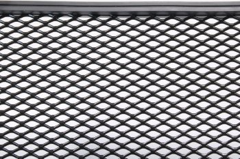 5 749 р. Защитная сетка радиатора в бампер (ячейка 3х7 мм, комплект) Стрелка 11 Стандарт  CITROEN C3 Picasso  рестайлинг (2013-2017) (черная)  с доставкой в г. Санкт‑Петербург. Увеличить фотографию 2