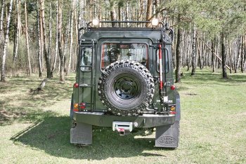 29 999 р. Бампер задний силовой РИФ Land Rover Defender 110 1 L316 рестайлинг 5дв. (2007-2016) (Под лебёдку)  с доставкой в г. Санкт‑Петербург. Увеличить фотографию 2