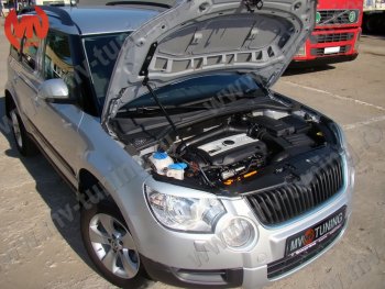 2 969 р. Упор капота MV-Tuning (одинарный) Skoda Yeti (2009-2013)  с доставкой в г. Санкт‑Петербург. Увеличить фотографию 4