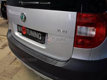 1 379 р. Защитная накладка на задний бампер MV-Tuning Skoda Yeti (2009-2013) (Текстурная поверхность)  с доставкой в г. Санкт‑Петербург. Увеличить фотографию 2