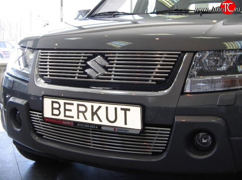 4 389 р. Декоративная вставка решетки радиатора (V2.0) Berkut Suzuki Grand Vitara JT 5 дверей дорестайлинг (2005-2008)  с доставкой в г. Санкт‑Петербург