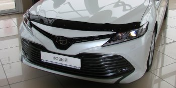 2 799 р. Дефлектор капота SIM Toyota Camry XV70 дорестайлинг (2017-2021)  с доставкой в г. Санкт‑Петербург. Увеличить фотографию 2