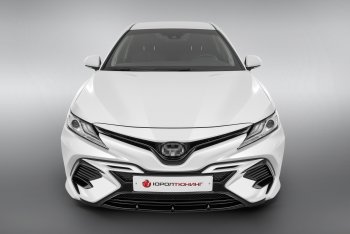 17 999 р. Накладка в центральный воздухозаборник переднего бампера Harius Toyota Camry XV70 дорестайлинг (2017-2021) (Неокрашенная)  с доставкой в г. Санкт‑Петербург. Увеличить фотографию 2