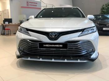 16 899 р. Накладка переднего бампера HEMMES Toyota Camry XV70 дорестайлинг (2017-2021)  с доставкой в г. Санкт‑Петербург. Увеличить фотографию 1