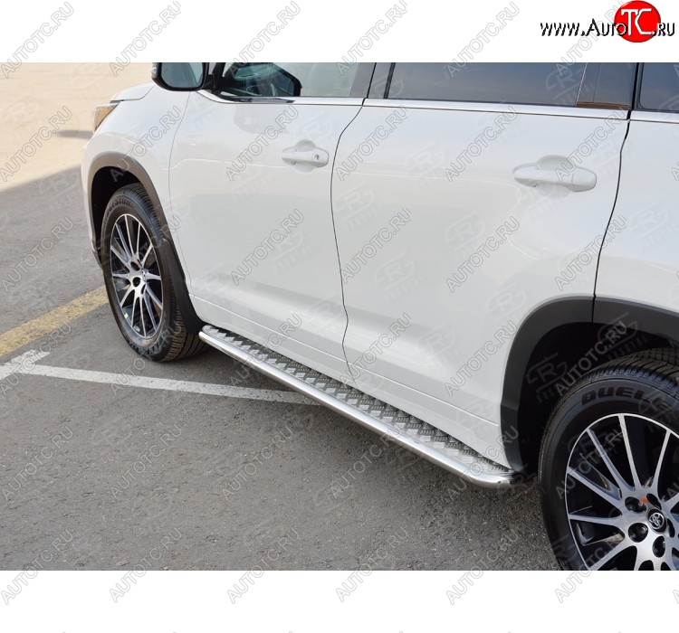 16 599 р. Широкая защита порогов с трубой диаметром 42 мм Russtal v2 Toyota Highlander XU50 дорестайлинг (2013-2017)  с доставкой в г. Санкт‑Петербург