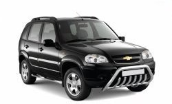 12 899 р. Защита порогов из трубы Ø63 мм с проступью Petroil Tuning Chevrolet Niva 2123 рестайлинг (2009-2020) (Нержавеющая полированная сталь)  с доставкой в г. Санкт‑Петербург. Увеличить фотографию 5