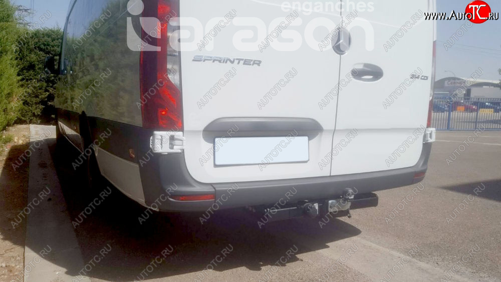 22 699 р. Фаркоп Aragon. (шар C)  Mercedes-Benz Sprinter ( W906,  W910) (2006-2024), Volkswagen Crafter  1 (2006-2017)  с доставкой в г. Санкт‑Петербург