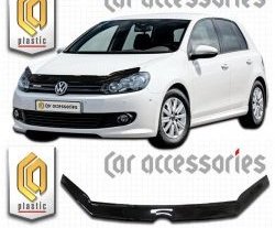 1 749 р. Дефлектор капота CA Plastic  Volkswagen Golf  6 (2008-2014) (Classic черный, Без надписи)  с доставкой в г. Санкт‑Петербург. Увеличить фотографию 1