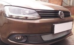 1 539 р. Сетка на бампер Russtal (хром)  Volkswagen Jetta  A6 (2011-2015) седан дорестайлинг  с доставкой в г. Санкт‑Петербург. Увеличить фотографию 1