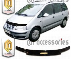 1 799 р. Дефлектор капота CA Plastic  Volkswagen Sharan ( 7M9,  7M6) (2000-2010) (Classic черный, Без надписи)  с доставкой в г. Санкт‑Петербург. Увеличить фотографию 1