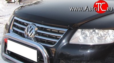 2 369 р. Дефлектор капота NovLine Volkswagen Touareg GP рестайлинг (2006-2010)  с доставкой в г. Санкт‑Петербург